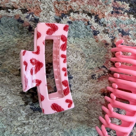 Pink Claw Clips - Picture 2 of 2
